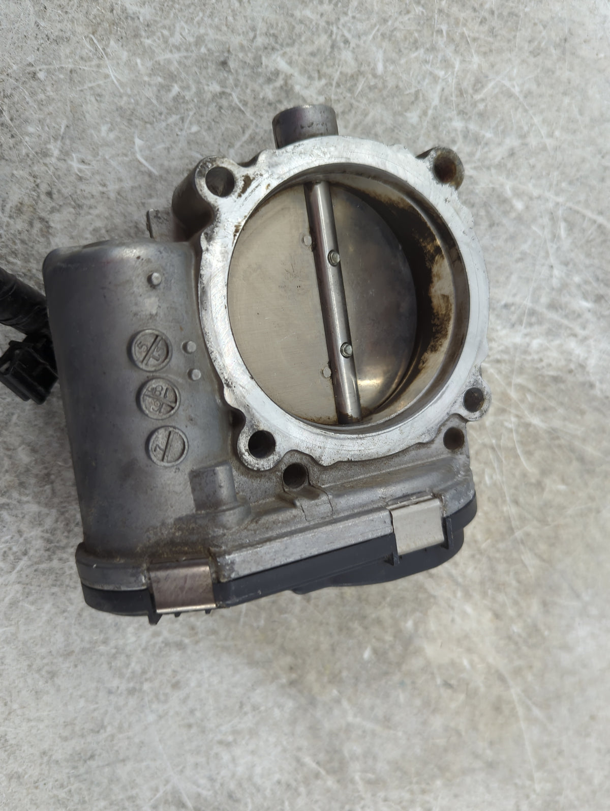 2011-2020 Dodge Grand Caravan Throttle Body Fits Fits 2011 2012 2013 2014 2015 2016 2017 2018 2019 2020 2021 2022 OEM Used A