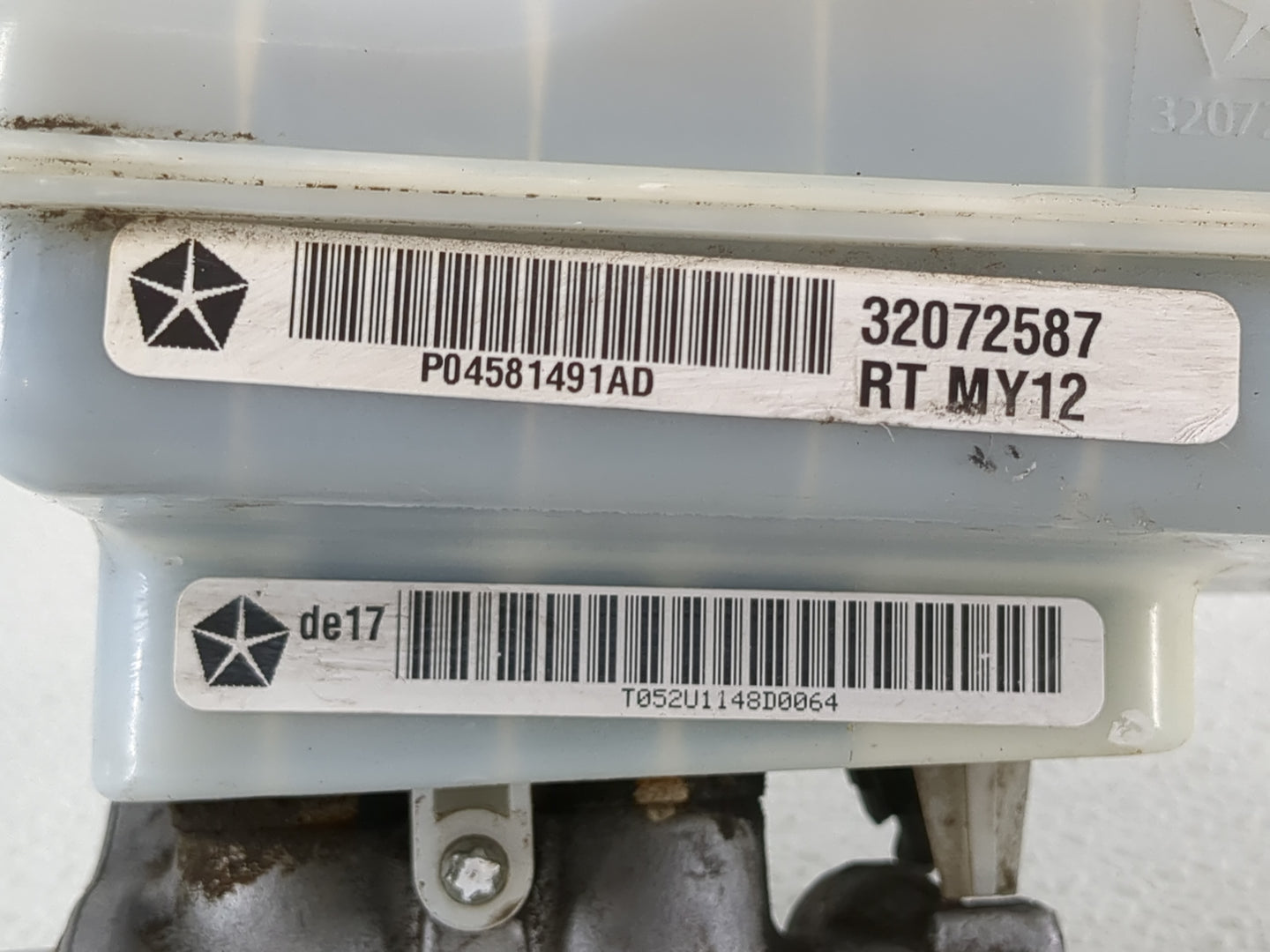 2012-2020 Dodge Grand Caravan Brake Master Cylinder - Oemusedautoparts1.com