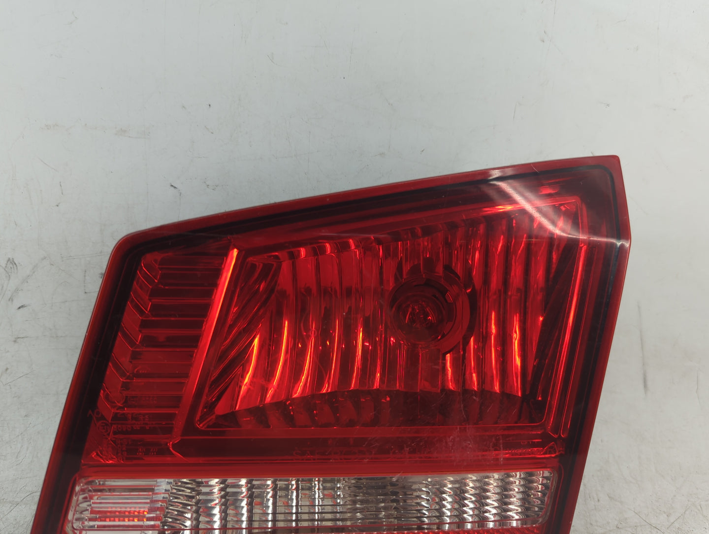 2010 Dodge Journey Driver Left Side Deck Lid Mounted Tail Light - Oemusedautoparts1.com