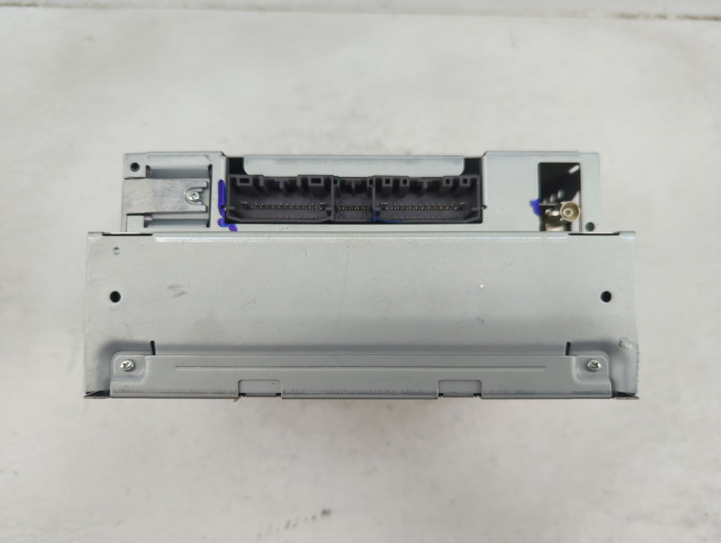 2009-2010 Dodge Journey Radio AM FM Cd Player Receiver Replacement Fits Fits 2008 2009 2010 OEM Used Auto Parts - Oemusedaut