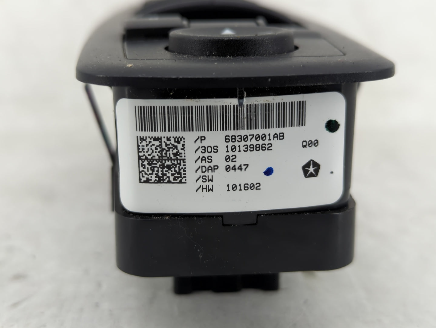 2009-2010 Dodge Journey Master Power Window Switch Replacement Driver Side Left Fits Fits 2009 2010 OEM Used Auto Parts - Oe