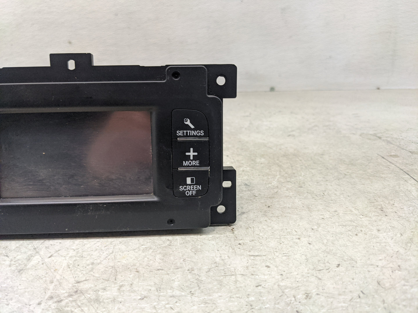 Dodge Journey Information Display Screen - Oemusedautoparts1.com
