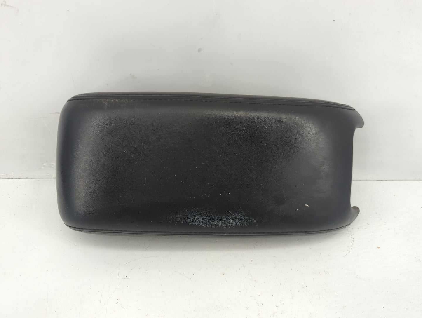 2009-2011 Dodge Journey Center Console Armrest Cover Lid Fits Fits 2009 2010 2011 OEM Used Auto Parts - Oemusedautoparts1.co