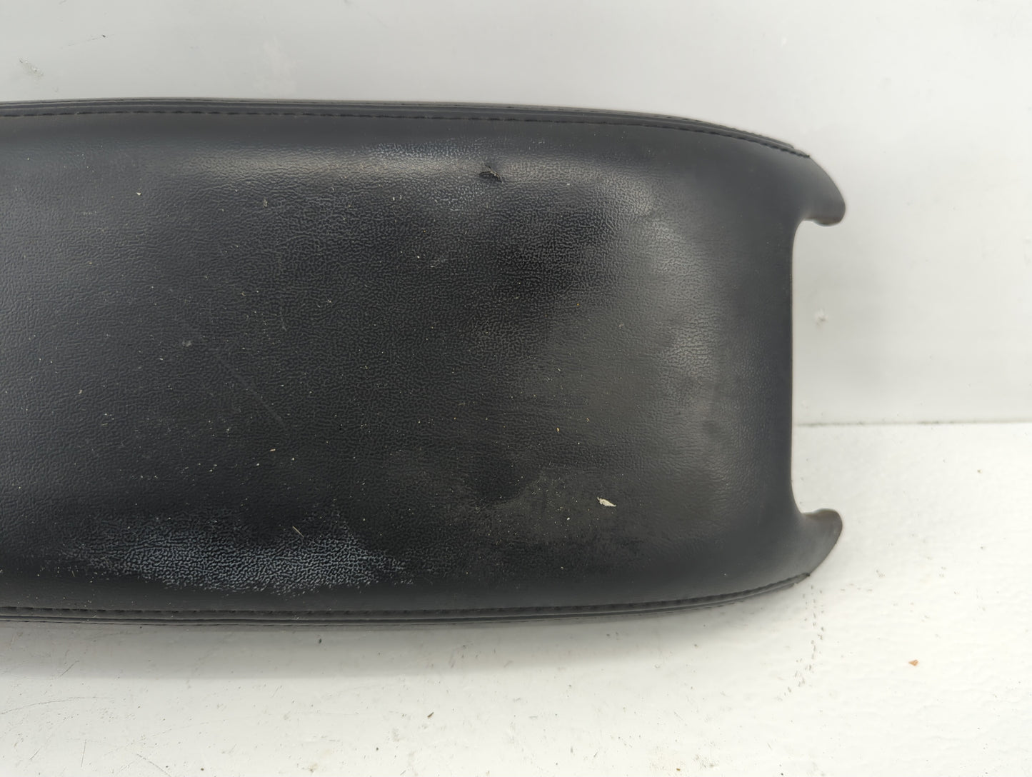 2009-2011 Dodge Journey Center Console Armrest Cover Lid Fits Fits 2009 2010 2011 OEM Used Auto Parts - Oemusedautoparts1.co