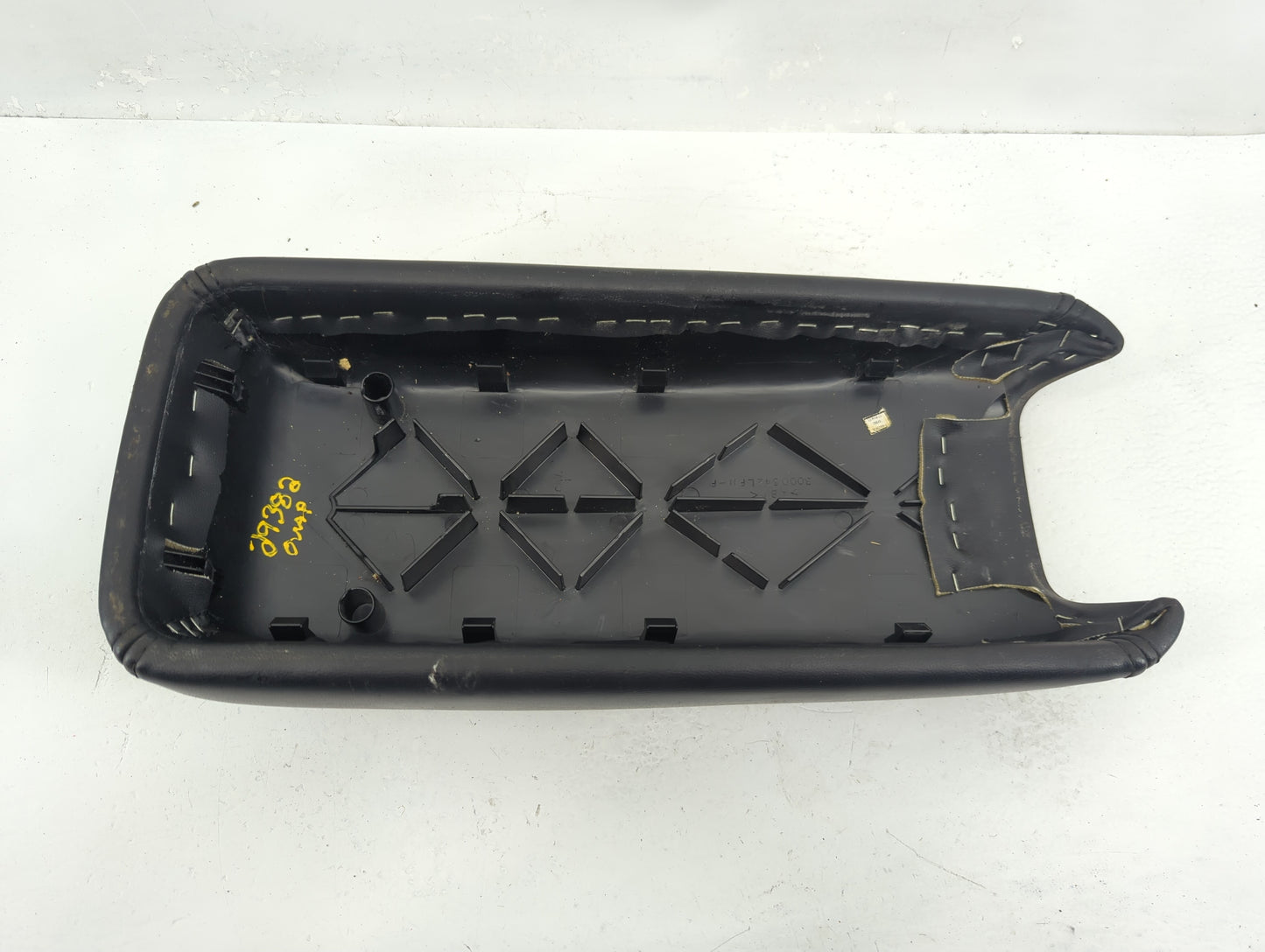 2009-2011 Dodge Journey Center Console Armrest Cover Lid Fits Fits 2009 2010 2011 OEM Used Auto Parts - Oemusedautoparts1.co