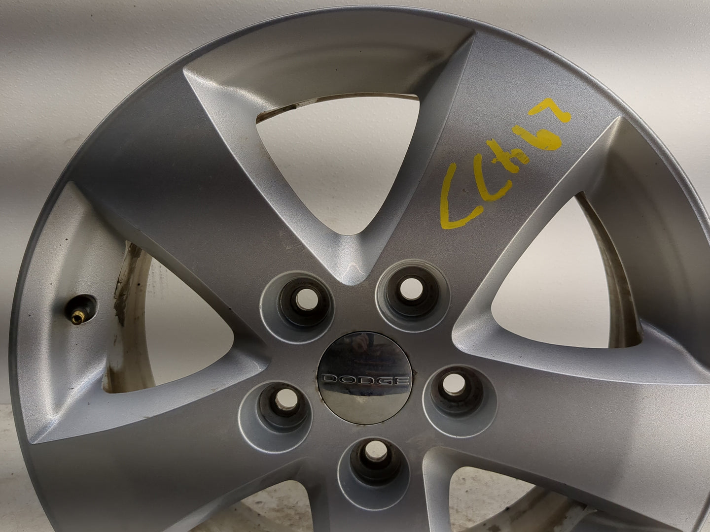 2009-2010 Dodge Journey Oem Wheel Rim - Oemusedautoparts1.com