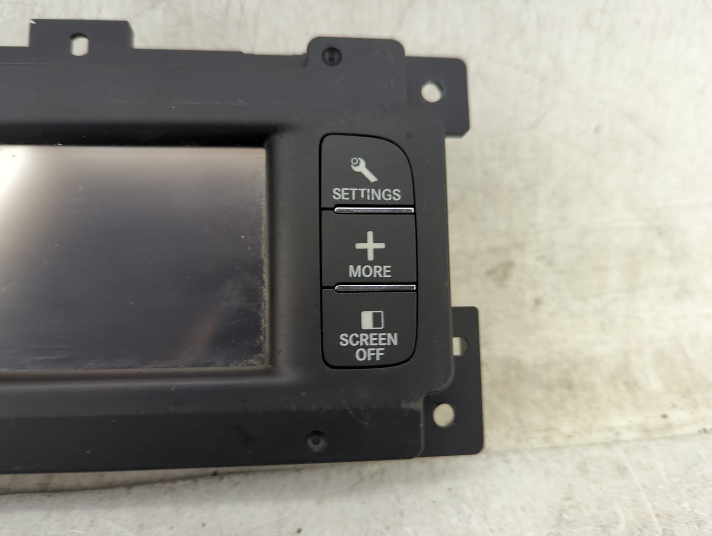2017 Dodge Journey Information Display Screen - Oemusedautoparts1.com