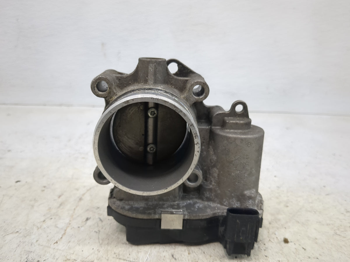 2009-2018 Dodge Journey Throttle Body Fits Fits 2007 2008 2009 2010 2011 2012 2013 2014 2015 2016 2017 2018 OEM Used Auto Pa