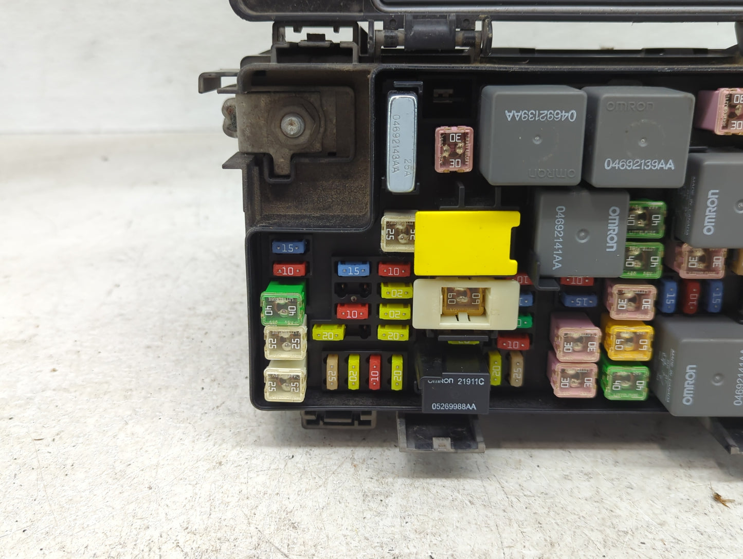 Dodge Journey Fusebox Fuse Box Relay Module Tipm - Oemusedautoparts1.com