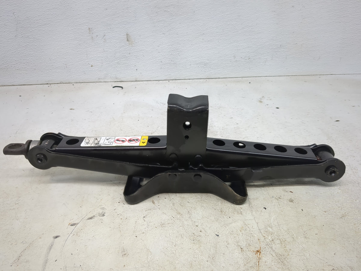 Dodge Journey Spare Scissor Car Jack 5041159 - Oemusedautoparts1.com