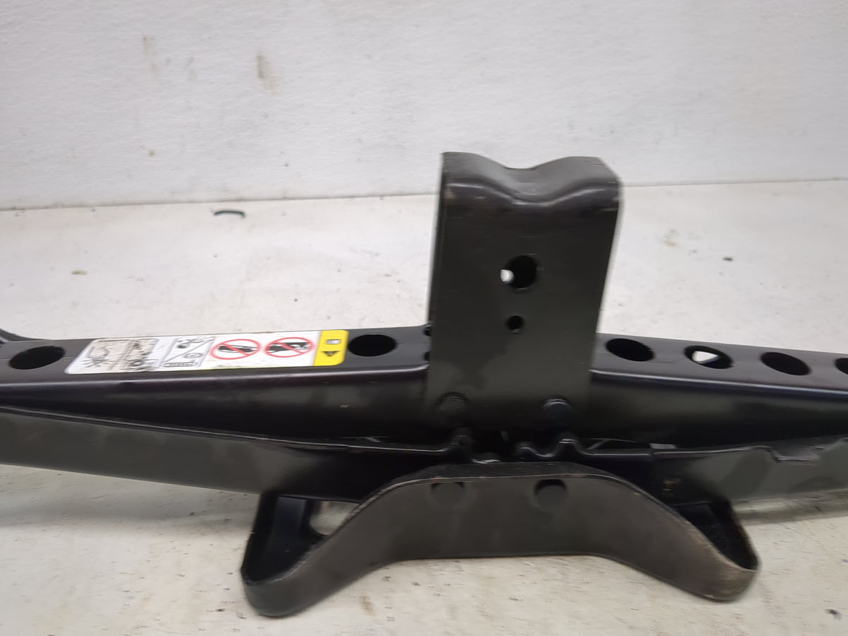 Dodge Journey Spare Scissor Car Jack 5041159 - Oemusedautoparts1.com