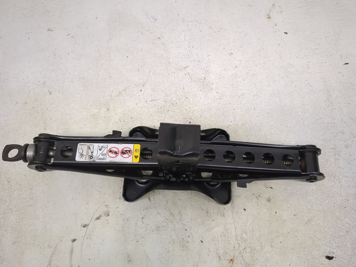Dodge Journey Spare Scissor Car Jack 5041159 - Oemusedautoparts1.com