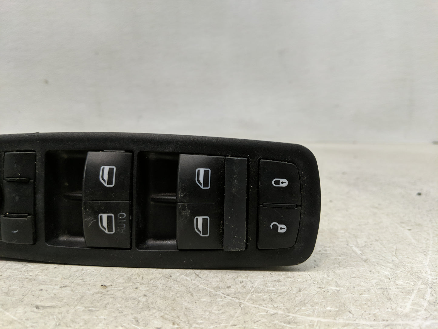 2009-2010 Dodge Journey Master Power Window Switch Replacement Driver Side Left Fits Fits 2009 2010 OEM Used Auto Parts - Oe