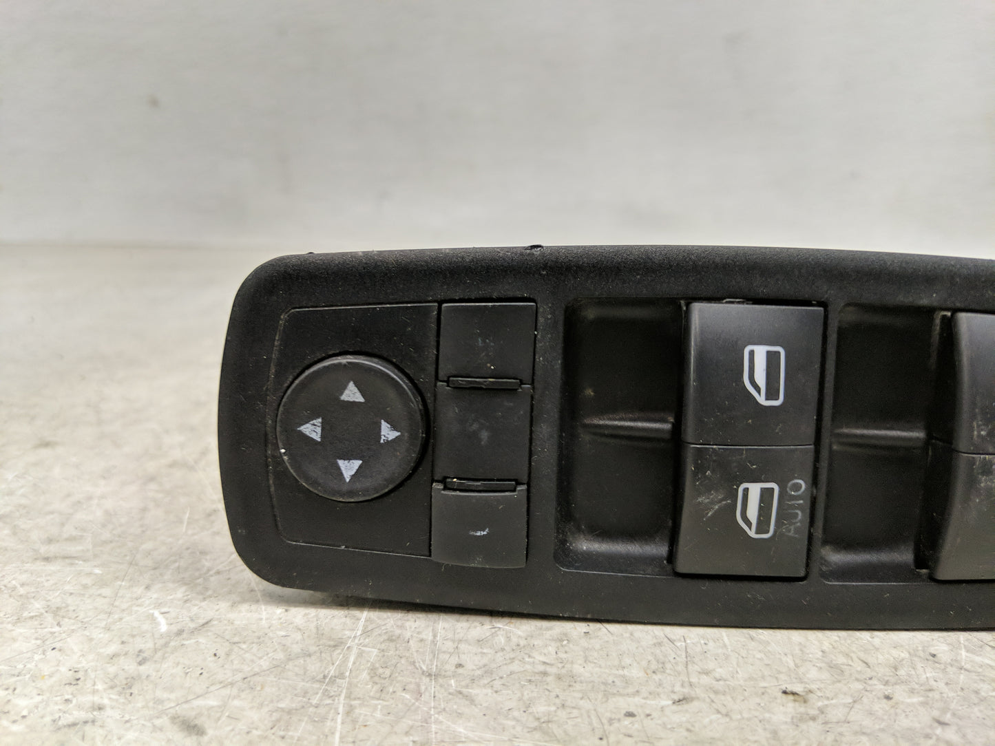 2009-2010 Dodge Journey Master Power Window Switch Replacement Driver Side Left Fits Fits 2009 2010 OEM Used Auto Parts - Oe