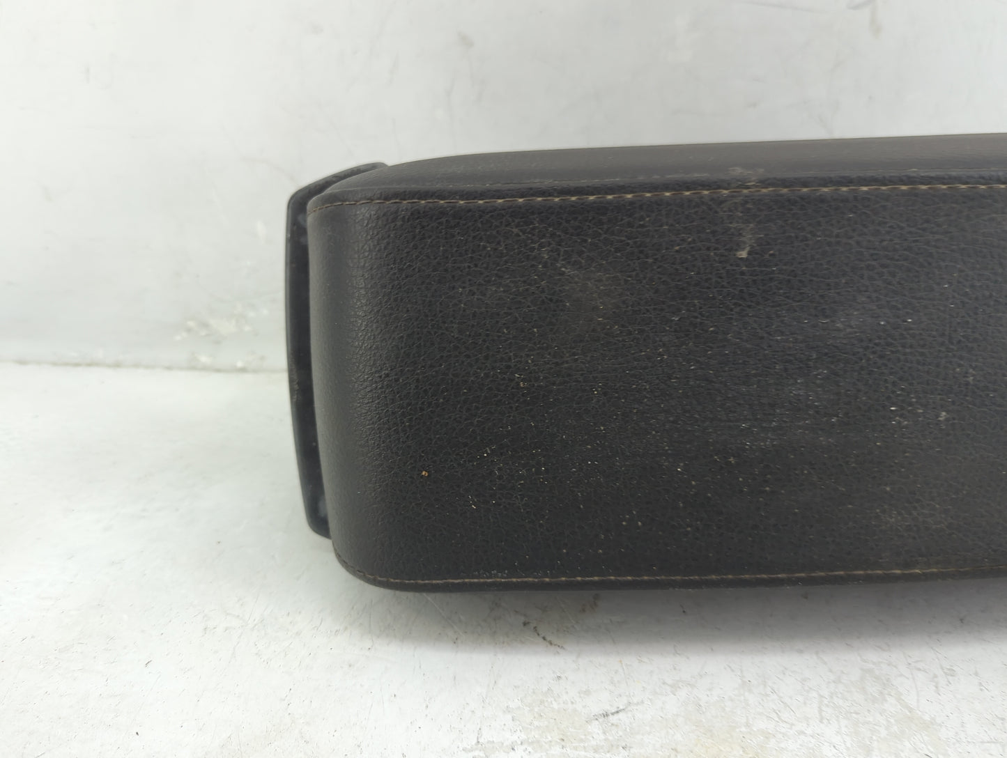 2009-2011 Dodge Journey Center Console Armrest Cover Lid Fits Fits 2009 2010 2011 OEM Used Auto Parts - Oemusedautoparts1.co