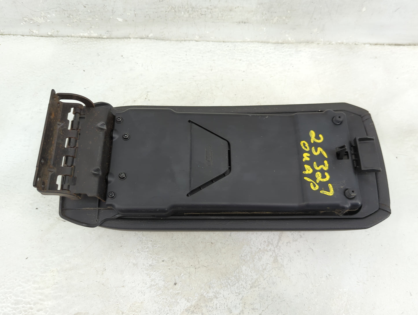 2009-2011 Dodge Journey Center Console Armrest Cover Lid Fits Fits 2009 2010 2011 OEM Used Auto Parts - Oemusedautoparts1.co