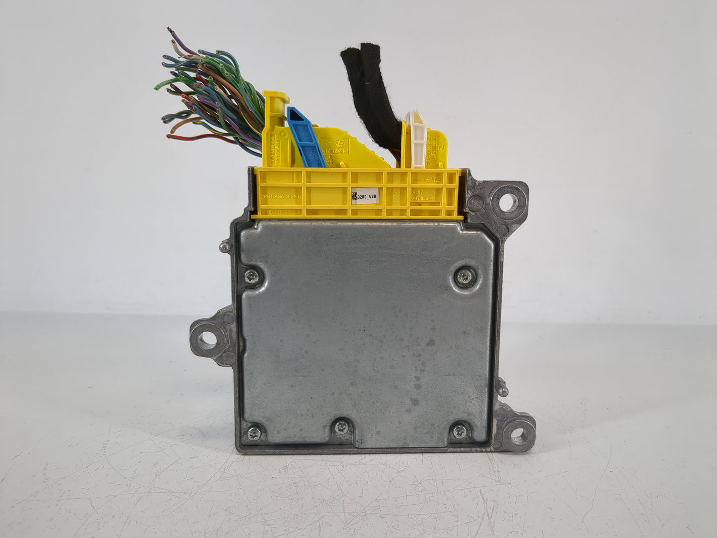 Dodge Journey Airbag Control Module 960529 - Oemusedautoparts1.com