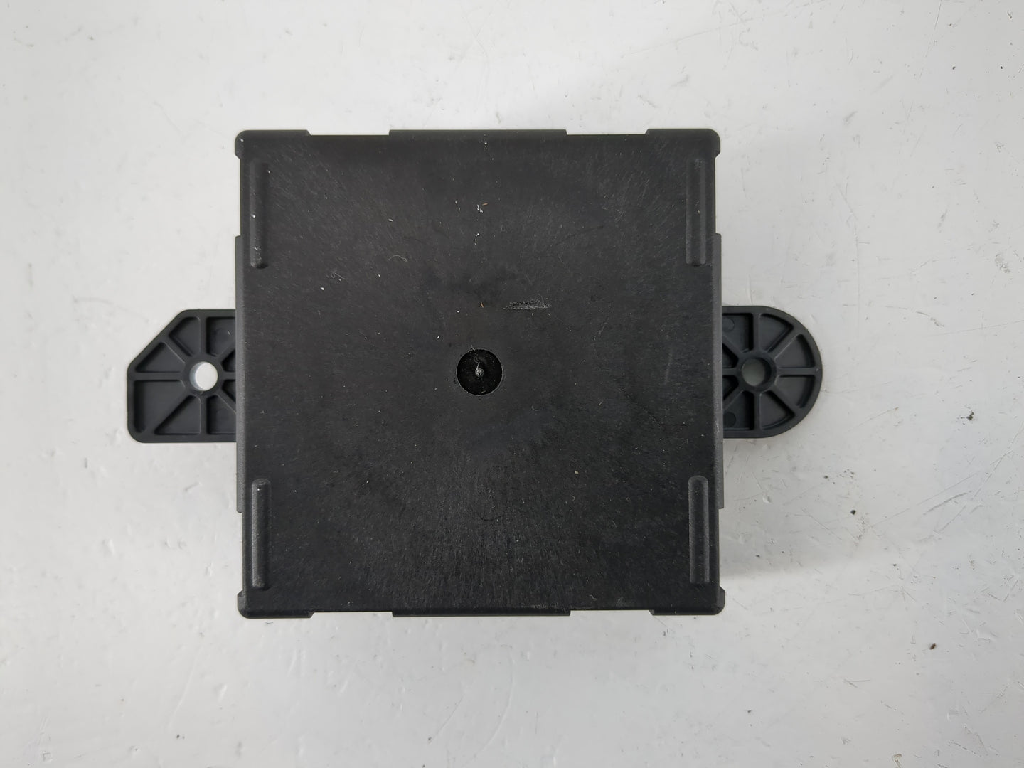 Dodge Journey Door Control Module - Oemusedautoparts1.com