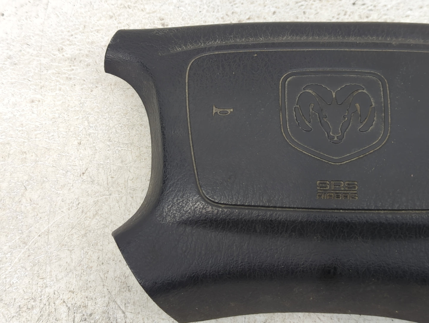 2000-2001 Dodge Ram 1500 Air Bag Driver Left Steering Wheel Mounted - Oemusedautoparts1.com