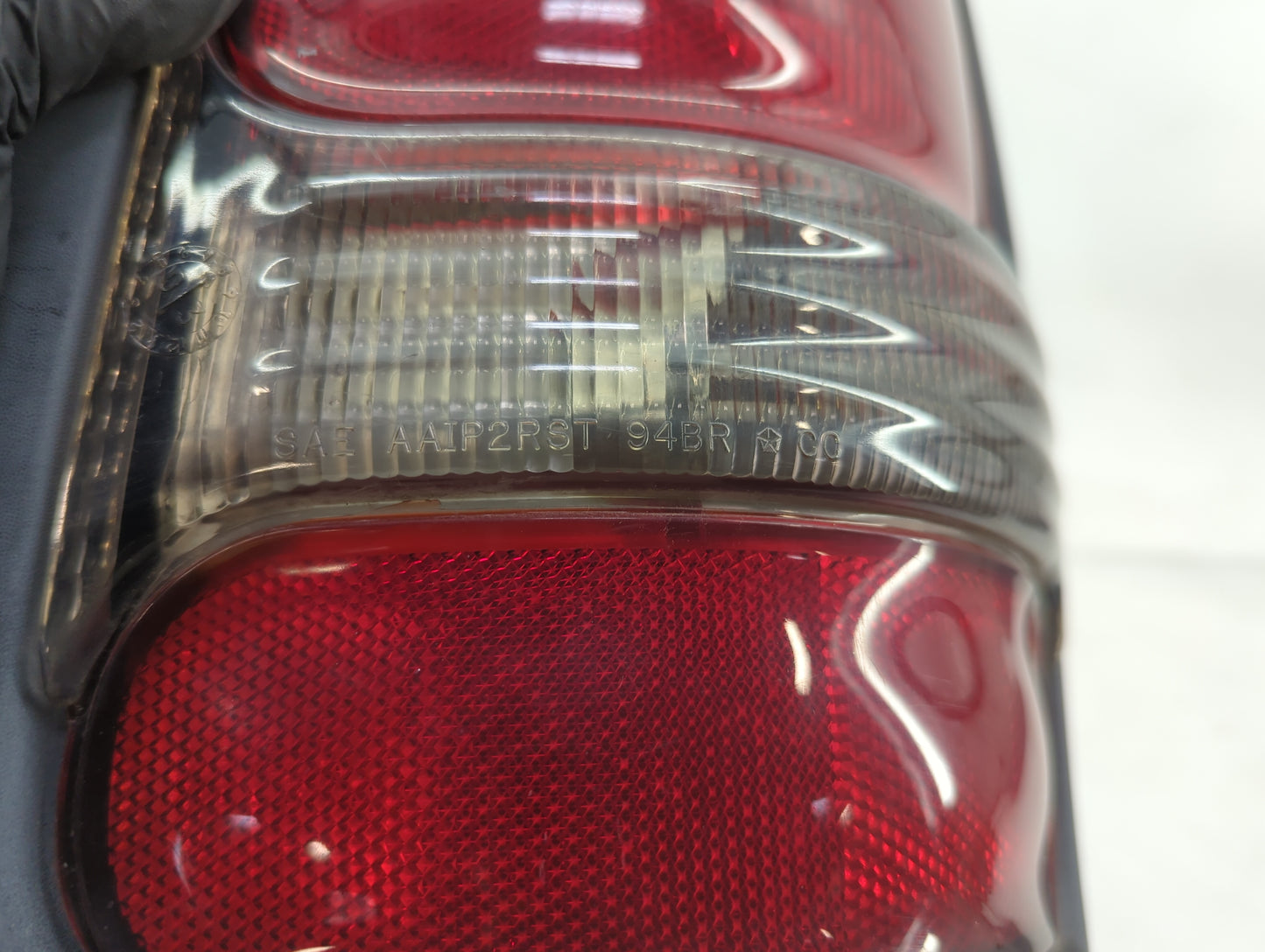 1994-2001 Dodge Ram 1500 Tail Light Assembly Driver Left OEM Fits Fits 1994 1995 1996 1997 1998 1999 2000 2001 2002 OEM Used