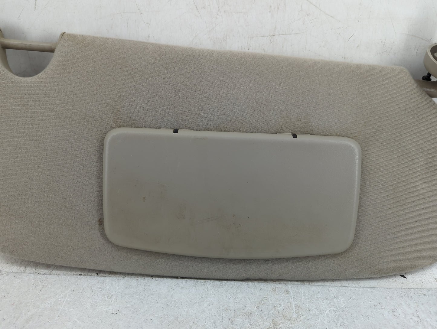 2002-2005 Dodge Ram 1500 Sun Visor Shade Replacement Passenger Right Mirror Fits Fits 2002 2003 2004 2005 OEM Used Auto Part
