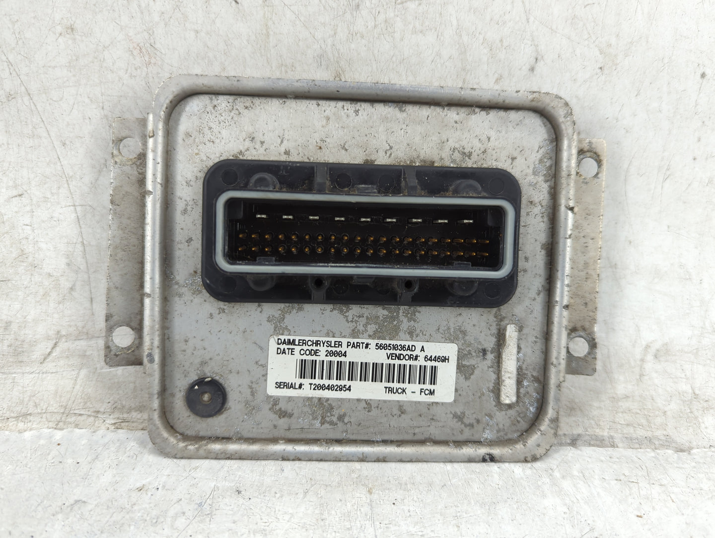 2002-2005 Dodge Ram 1500 Body Control Module Bcm Inner Cabin Fuse Box - Oemusedautoparts1.com