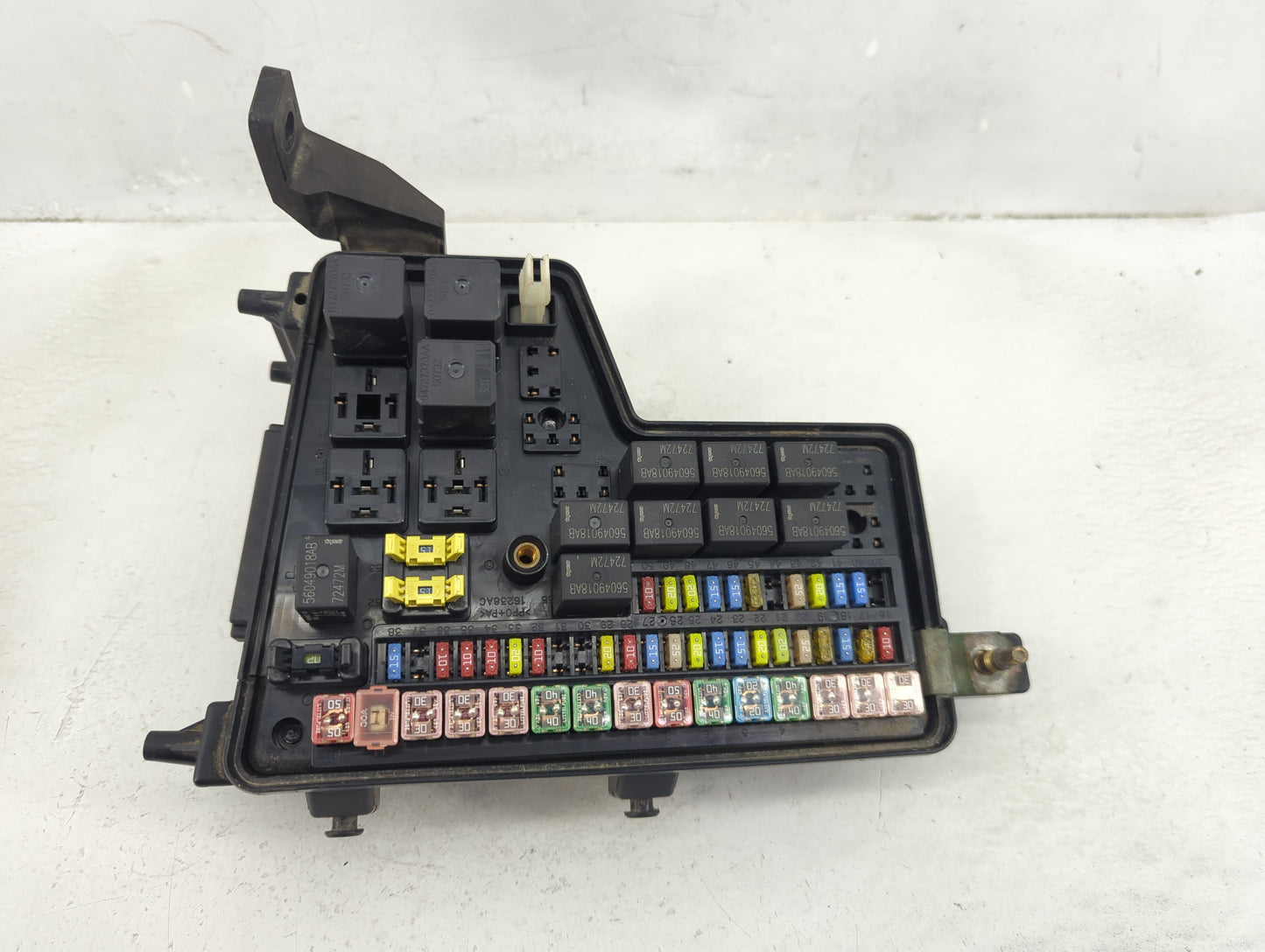 2002-2005 Dodge Ram 1500 Fusebox Fuse Box Panel Relay Module Fits Fits 2002 2003 2004 2005 OEM Used Auto Parts - Oemusedauto