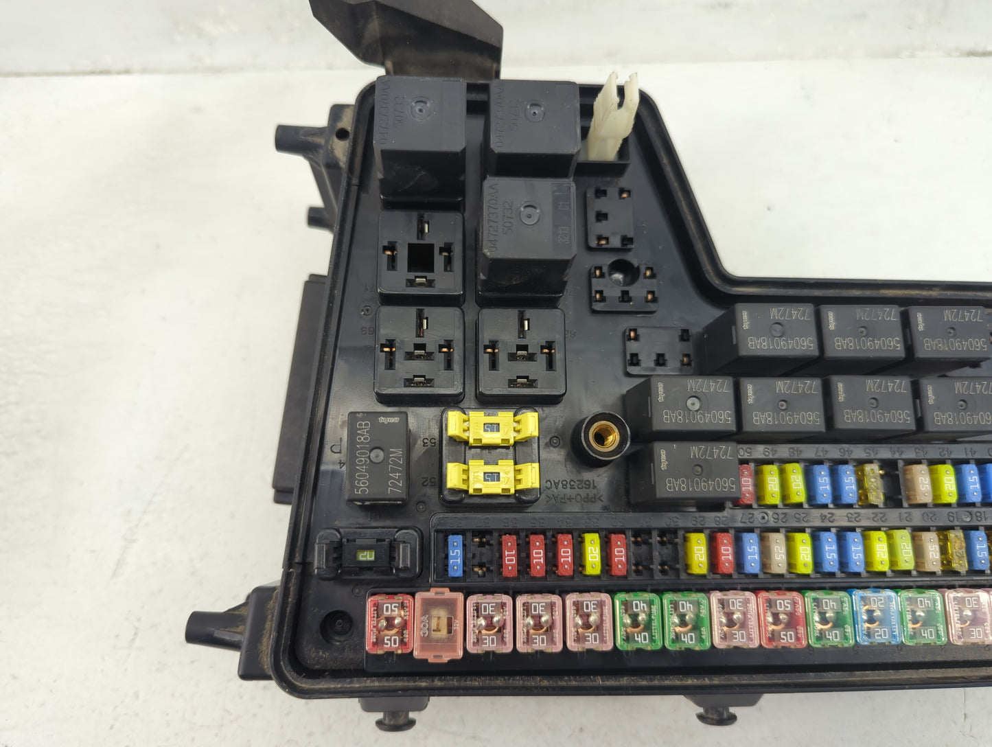 2002-2005 Dodge Ram 1500 Fusebox Fuse Box Panel Relay Module Fits Fits 2002 2003 2004 2005 OEM Used Auto Parts - Oemusedauto