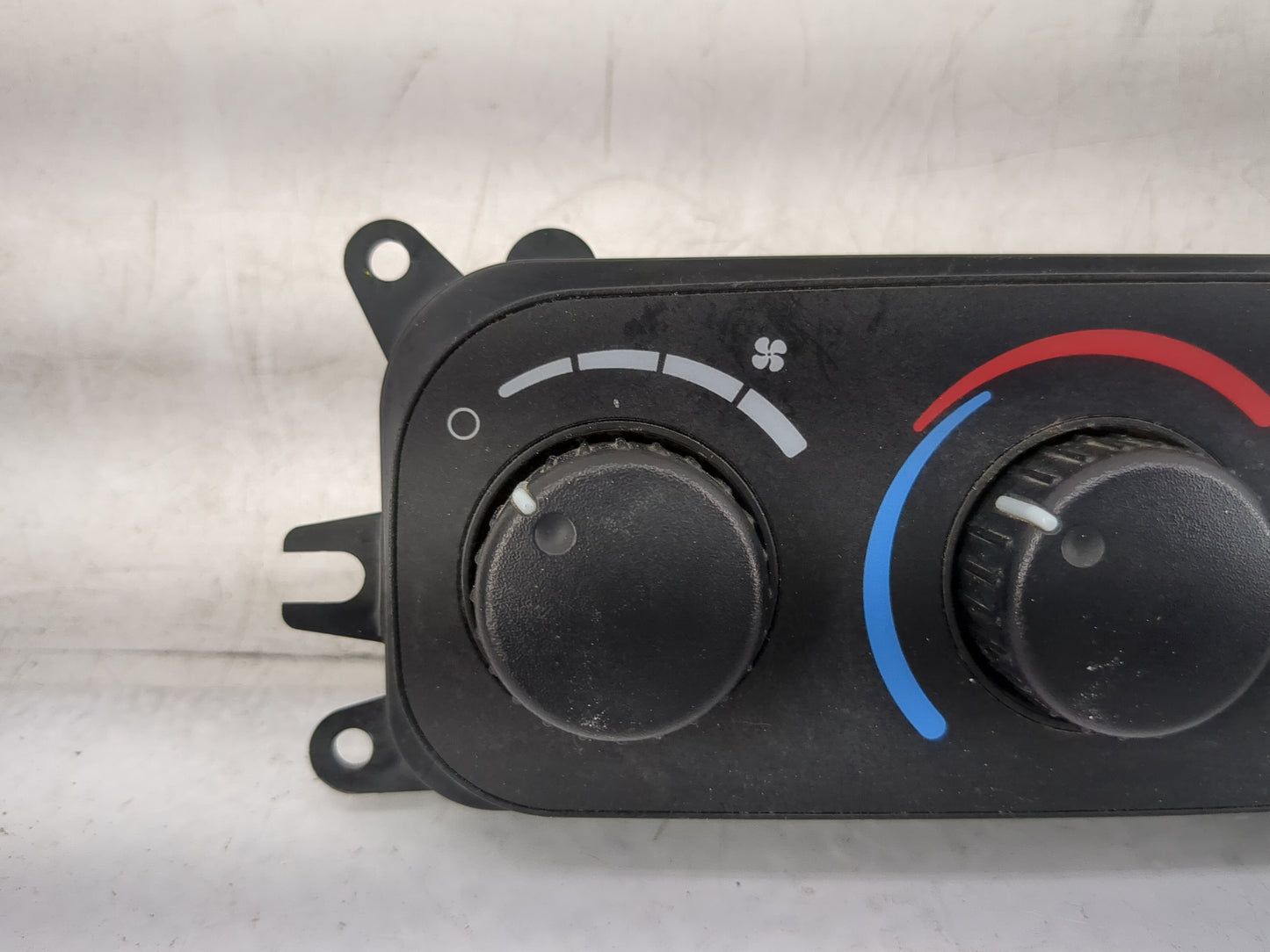 2003-2005 Dodge Ram 1500 Climate Control Module Temperature AC/Heater Replacement Fits Fits 2003 2004 2005 OEM Used Auto Par