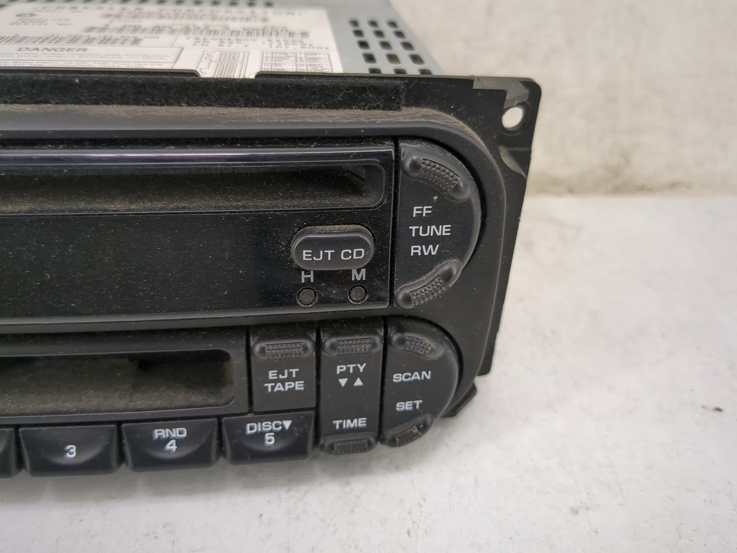 2004 Dodge Ram 1500 Radio AM FM Cd Player Receiver Replacement Fits Fits 2002 2003 2005 2006 OEM Used Auto Parts - Oemusedau