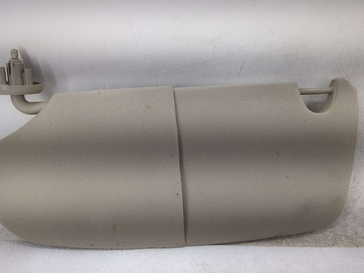 2004-2005 Dodge Ram 1500 Sun Visor Shade Replacement Driver Left Mirror Fits Fits 2004 2005 OEM Used Auto Parts - Oemusedaut