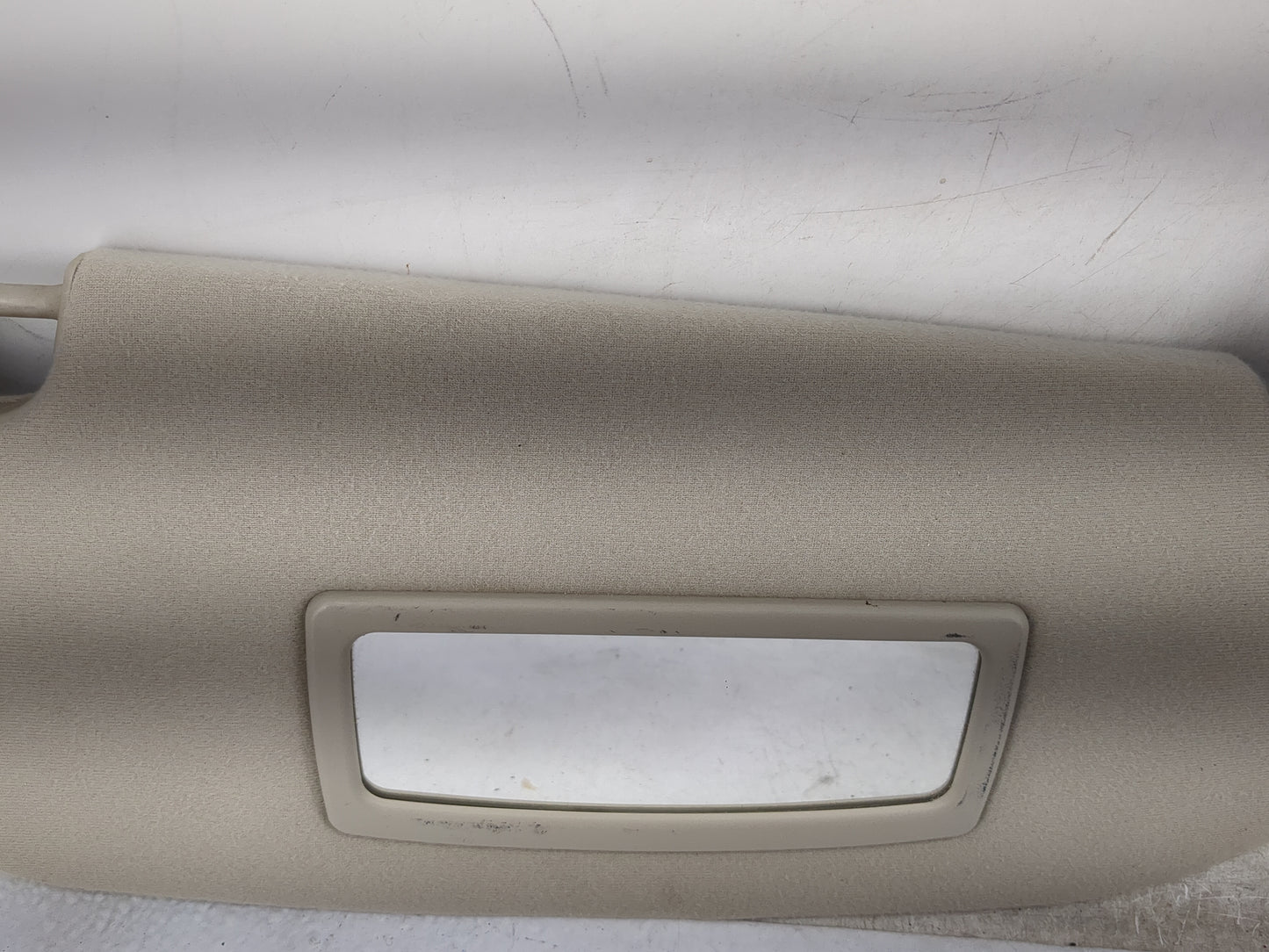 2004-2005 Dodge Ram 1500 Sun Visor Shade Replacement Passenger Right Mirror Fits Fits 2004 2005 OEM Used Auto Parts - Oemuse