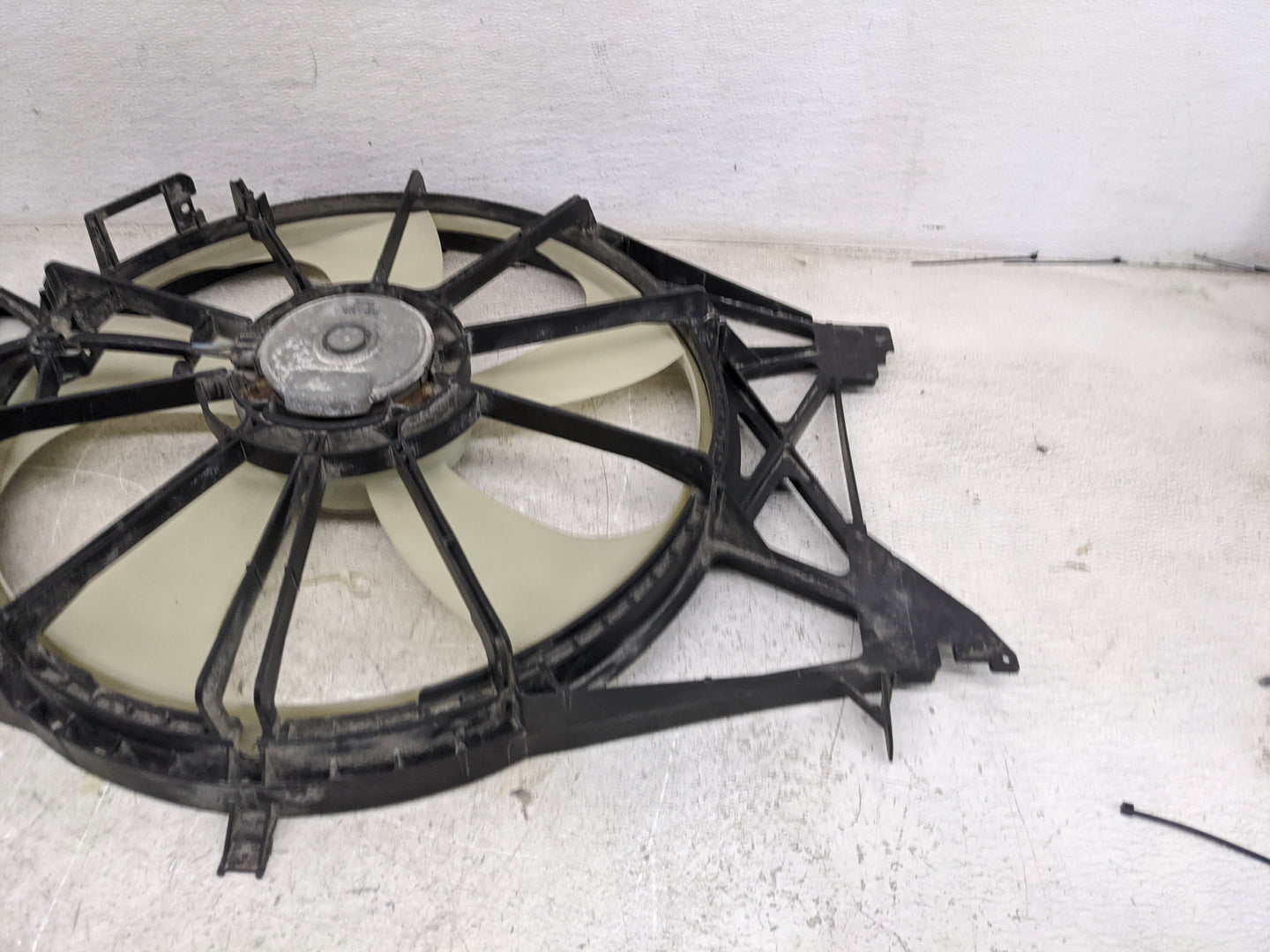 0 Dodge Ram 1500 Electric Radiator Cooling Fan Motor Assembly Fits Fits 211 2012 2013 2014 2015 2016 2017 2018 2019 2020 202