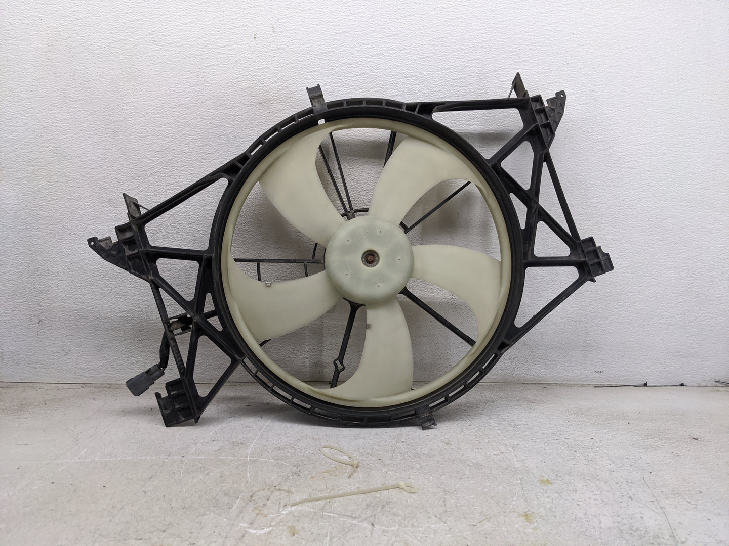 0 Dodge Ram 1500 Electric Radiator Cooling Fan Motor Assembly Fits Fits 211 2012 2013 2014 2015 2016 2017 2018 2019 2020 202