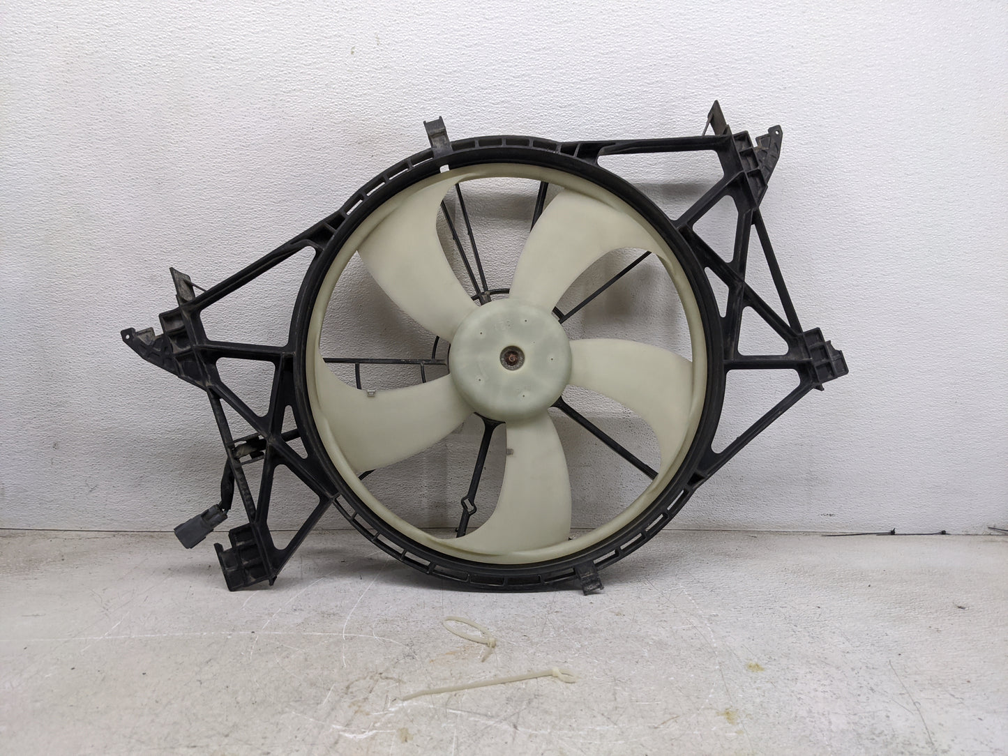 0 Dodge Ram 1500 Electric Radiator Cooling Fan Motor Assembly Fits Fits 211 2012 2013 2014 2015 2016 2017 2018 2019 2020 202