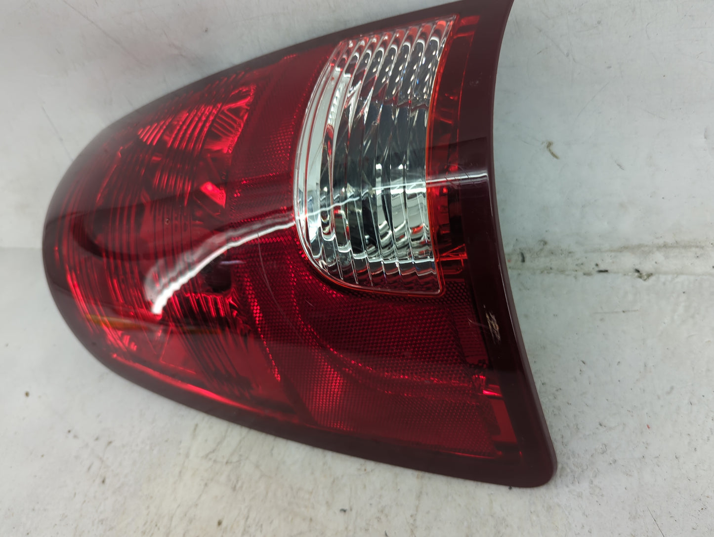 0 Dodge Ram 1500 Tail Light Assembly Driver Left OEM Fits Fits 211 2012 2013 2014 2015 2016 2017 2018 2019 2020 2021 2022 OE