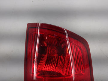 2002-2006 Dodge Ram 1500 Tail Light Assembly Driver Left OEM Fits Fits 2002 2003 2004 2005 2006 OEM Used Auto Parts