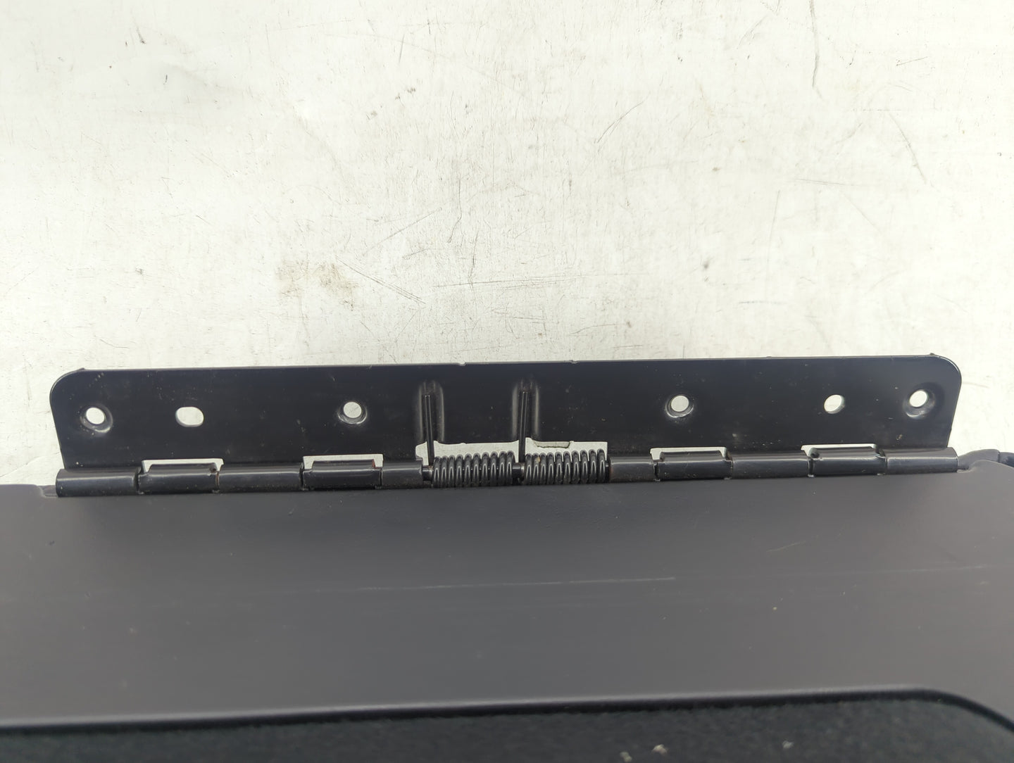 2006-2008 Dodge Ram 1500 Center Console Armrest Cover Lid Fits Fits 2006 2007 2008 2009 OEM Used Auto Parts - Oemusedautopar