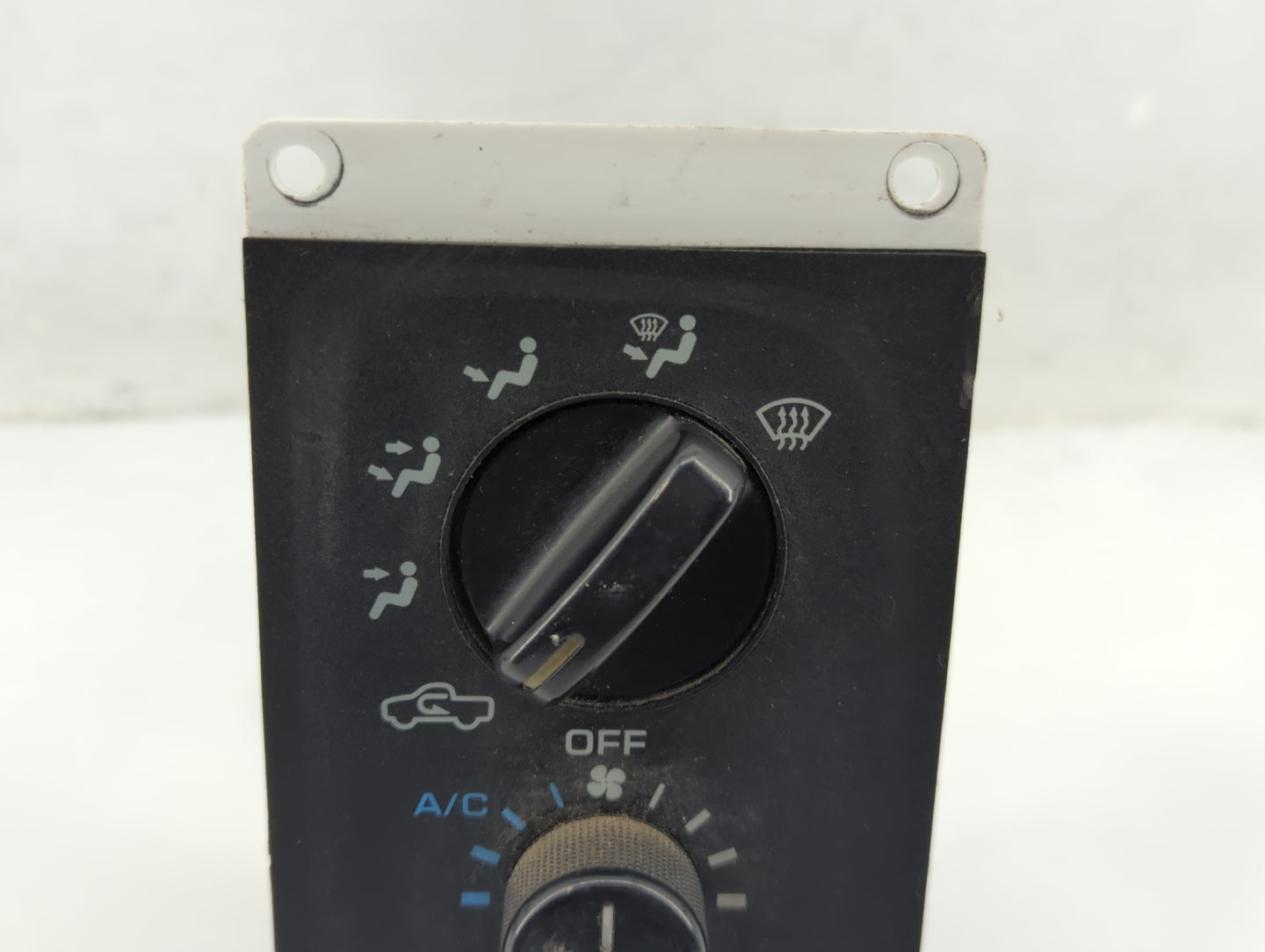 1994-1997 Dodge Ram 1500 Climate Control Module Temperature AC/Heater Replacement Fits Fits 1994 1995 1996 1997 OEM Used Aut
