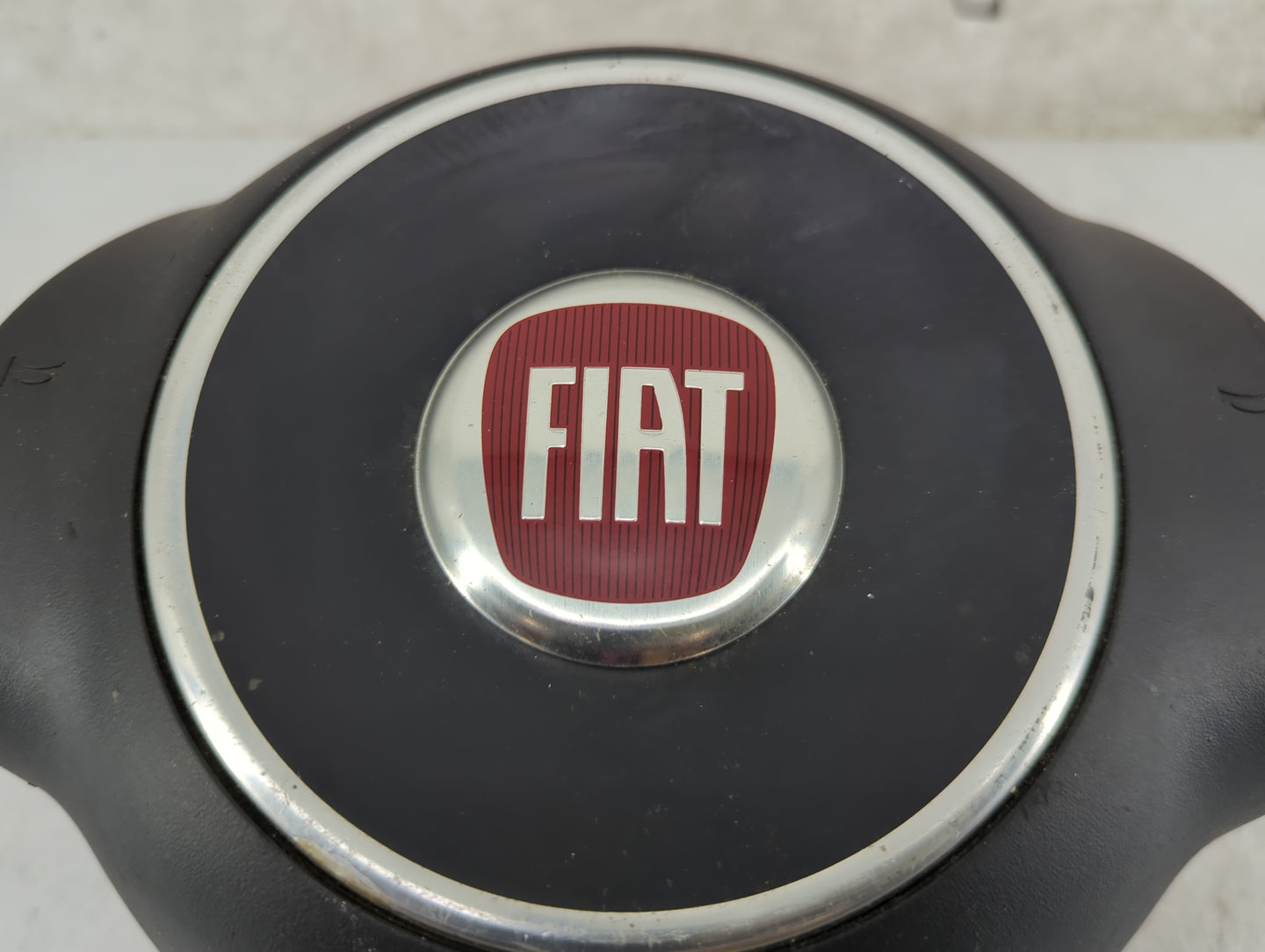 2012-2017 Fiat 500 Air Bag Driver Left Steering Wheel Mounted 5024327 - Oemusedautoparts1.com