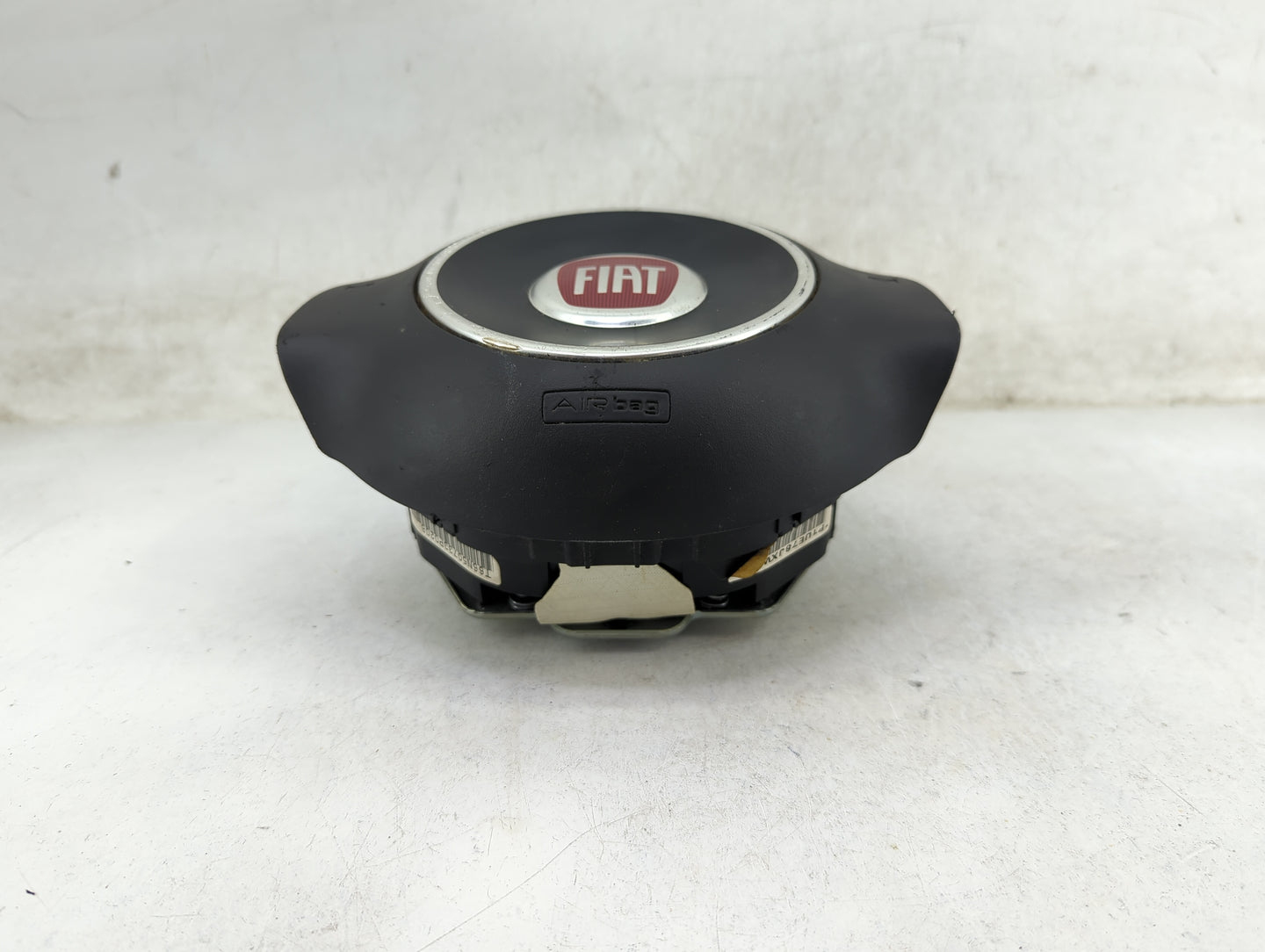 2012-2017 Fiat 500 Air Bag Driver Left Steering Wheel Mounted 5024327 - Oemusedautoparts1.com