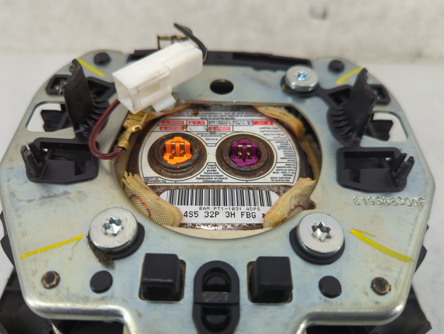 2012-2017 Fiat 500 Air Bag Driver Left Steering Wheel Mounted 5024327 - Oemusedautoparts1.com