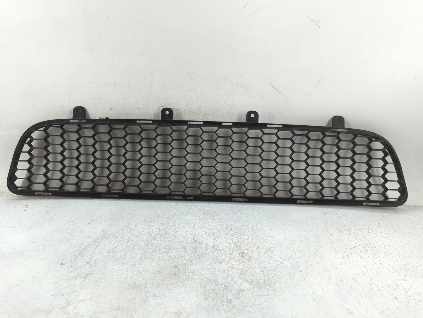 2012-2016 Fiat 500 Front Grille Bumper Not Included - Oemusedautoparts1.com