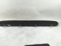 2012-2016 Fiat 500 Front Grille Bumper Not Included - Oemusedautoparts1.com