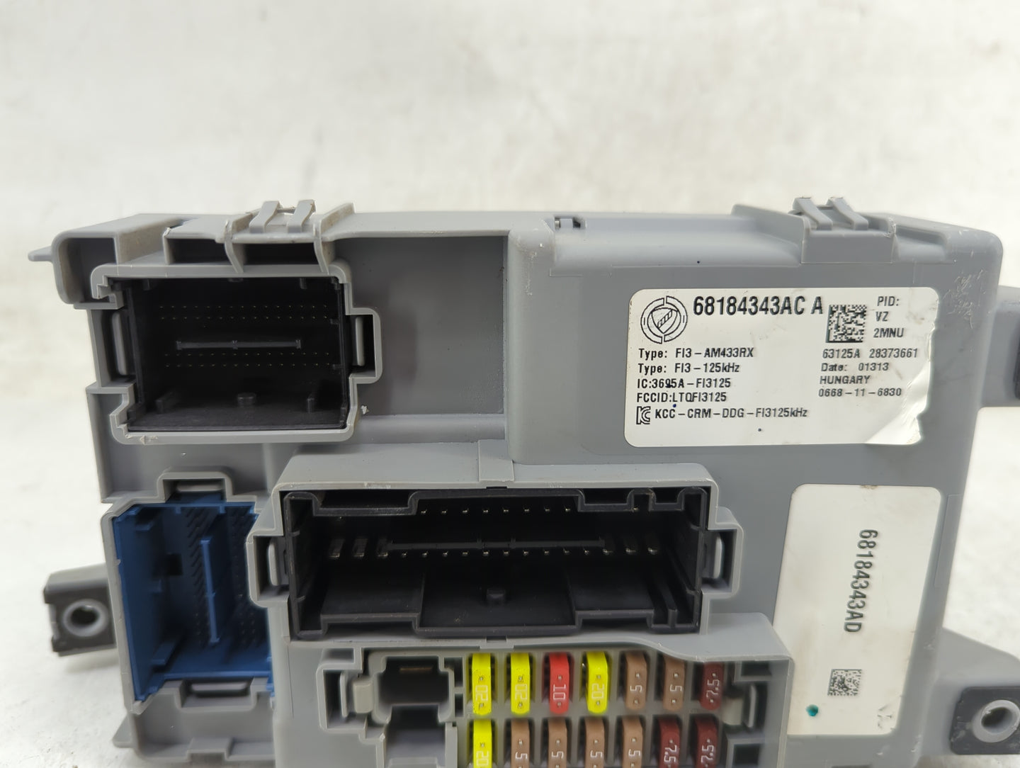2012-2017 Fiat 500 Body Control Module Bcm Inner Cabin Fuse Box 5024343 - Oemusedautoparts1.com