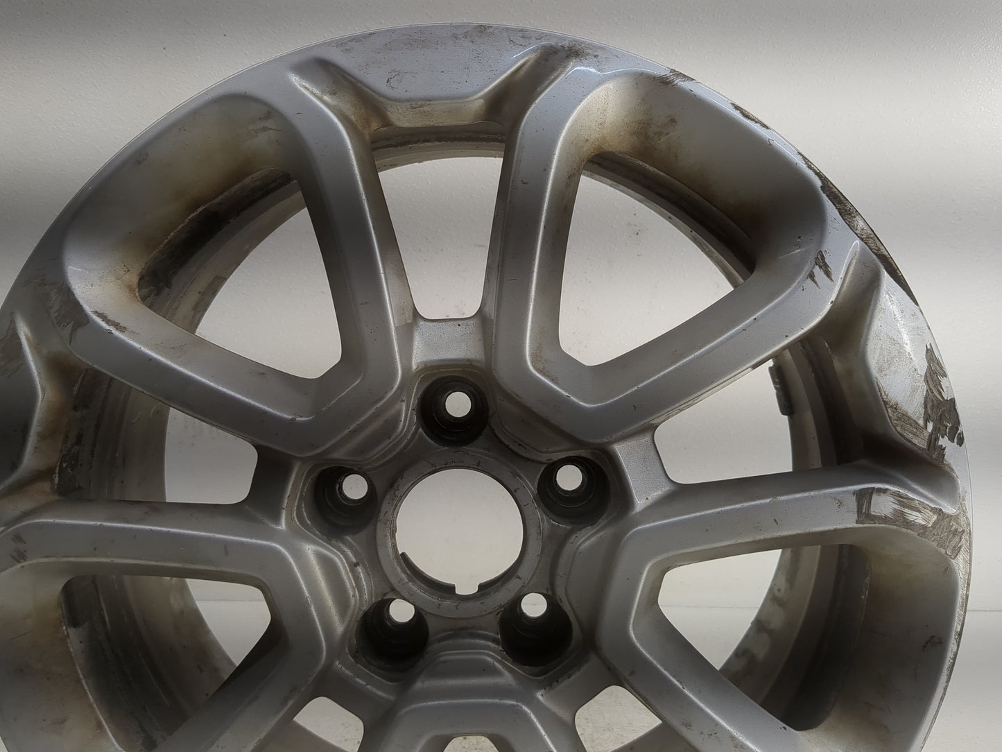Fiat 500x Oem Wheel Rim 1357672 - Oemusedautoparts1.com