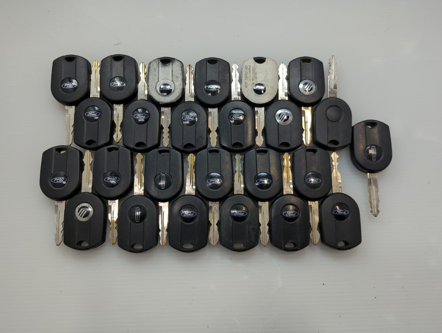 Lot of 25 Ford Keyless Entry Remote Fob OUCD6000022 | CWTWB1U722 | - Oemusedautoparts1.com