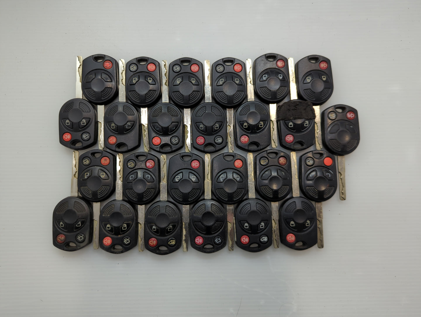 Lot of 25 Ford Keyless Entry Remote Fob OUCD6000022 MIXED PART NUMBERS - Oemusedautoparts1.com