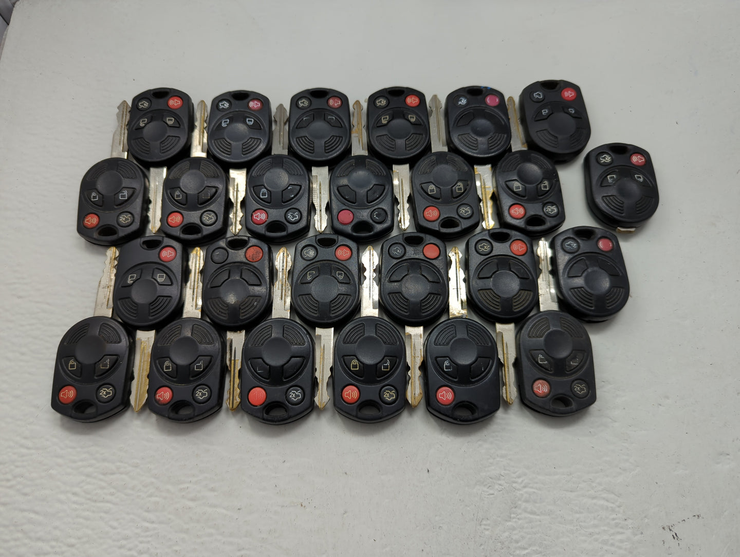 Lot of 25 Ford Keyless Entry Remote Fob OUCD6000022 | CWTWB1U722 - Oemusedautoparts1.com