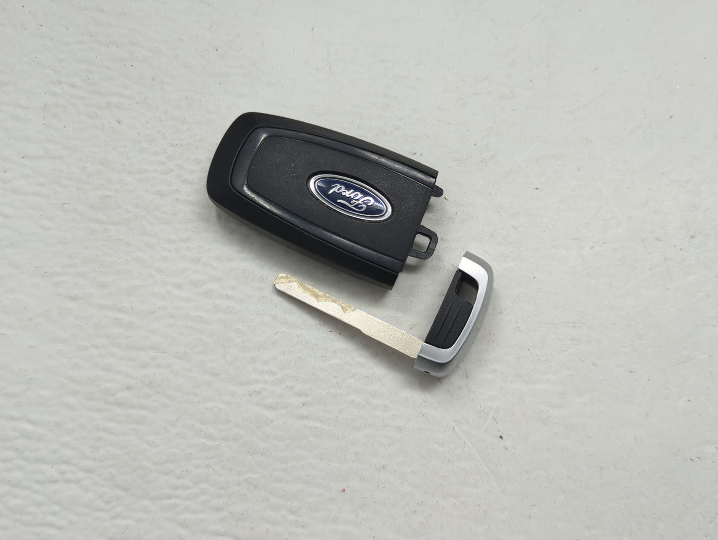 Ford Keyless Entry Remote Fob M3N-A2C931426 JR3T-15K601-BC 5 buttons - Oemusedautoparts1.com